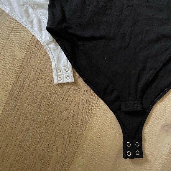 Elegant sleeveless bodysuit. White and Black. - Picture 3 of 4